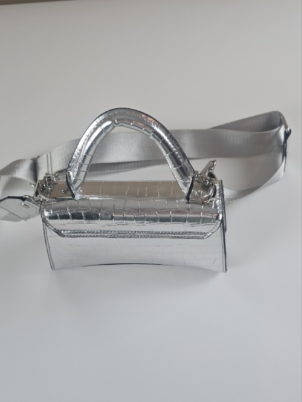 Aldo Silver Croc-Embossed Mini Top-Handle Crossbody - Picture 5 of 7